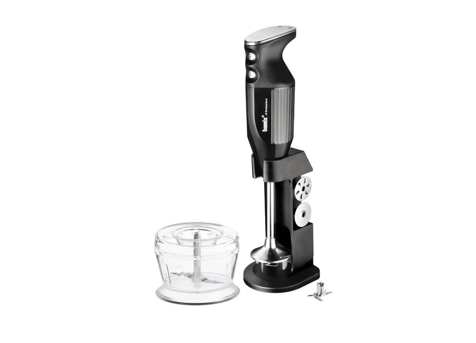 https://www.ukjuicers.com/wp-content/uploads/2021/09/4441-200218121831_Bamix_DeLuxe_Hand_Blender_in_Black_w939_h678.jpg