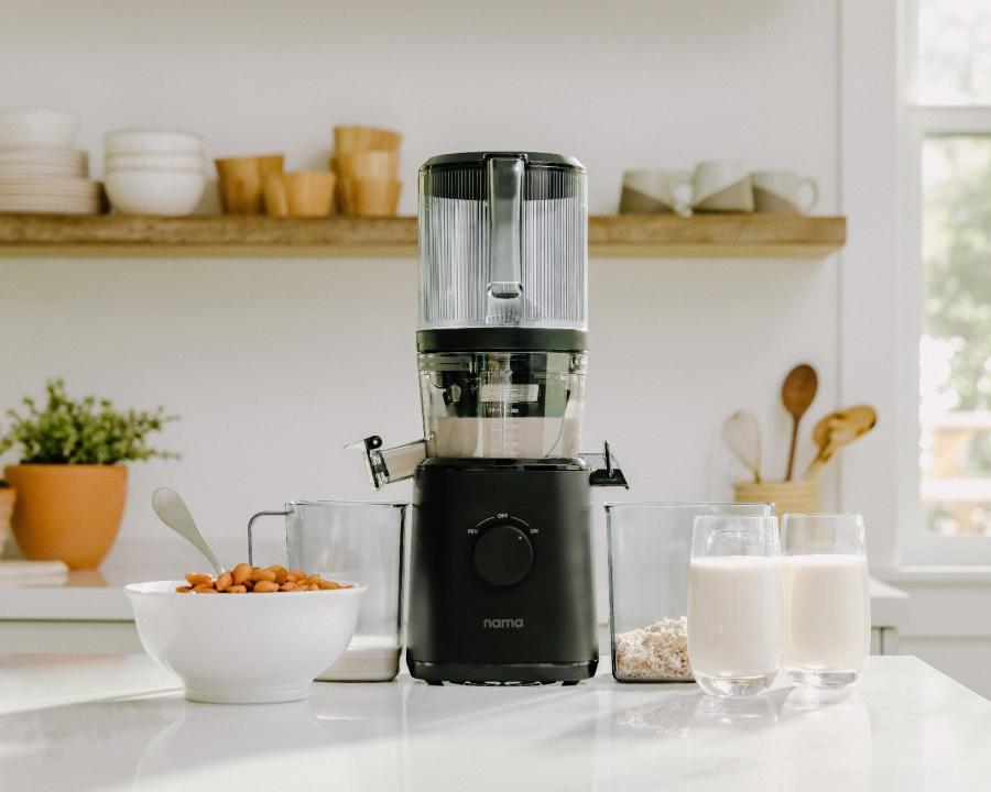 Nama J2 Cold Press Juicer UK Model